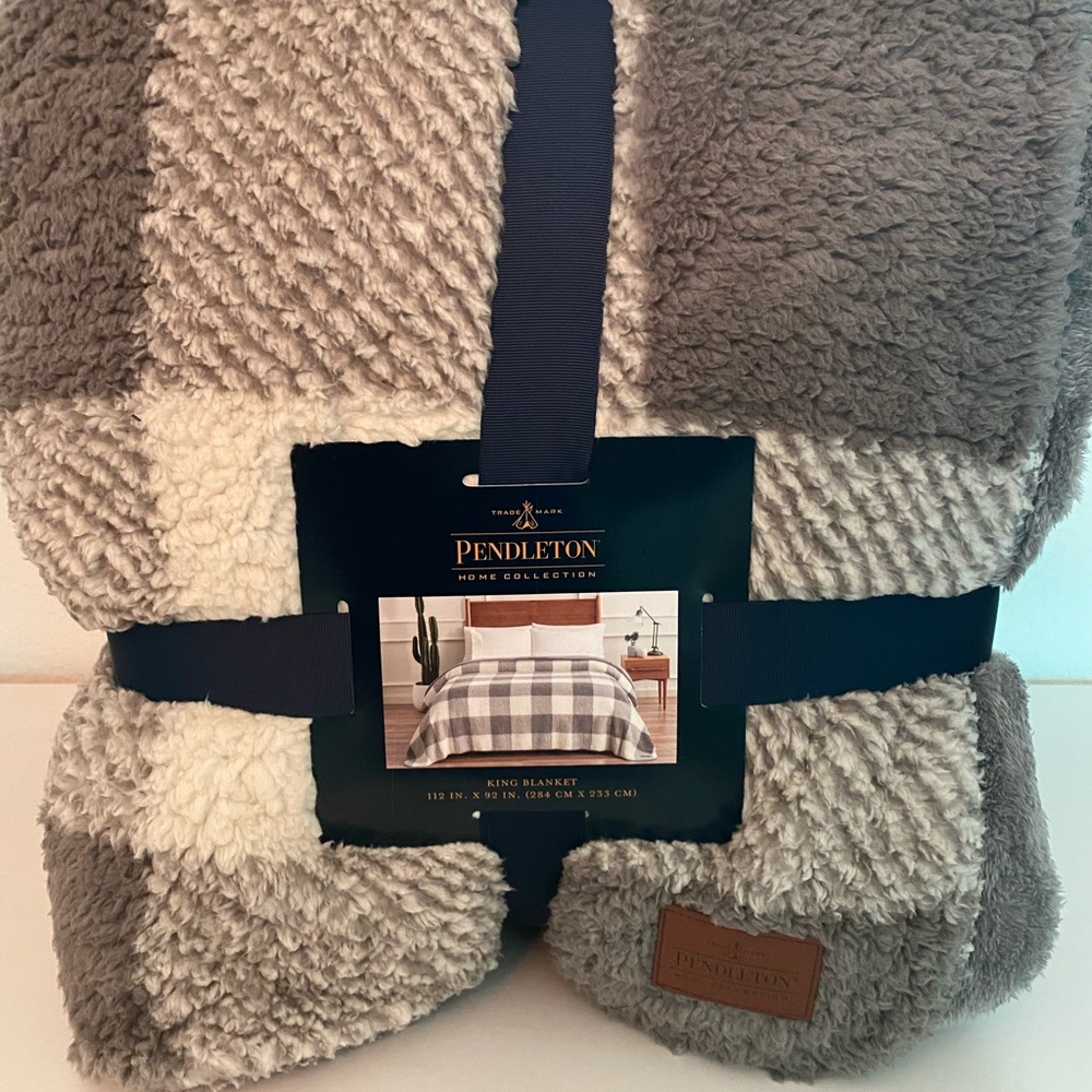 Pendleton King Blanket NWT